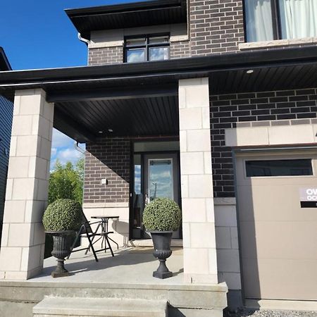 Place You Can Call Home !!! Near Ottawa Airport Extérieur photo