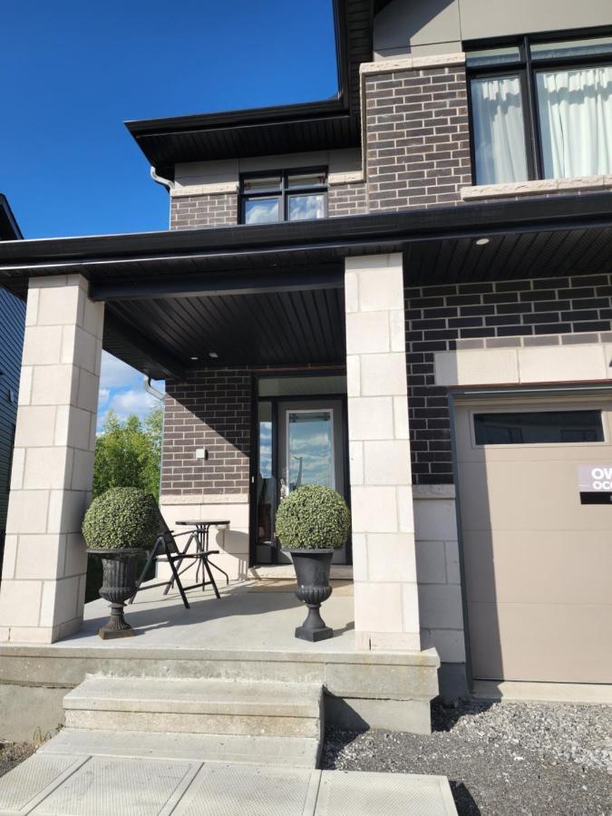 Place You Can Call Home !!! Near Ottawa Airport Extérieur photo